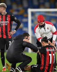  佛罗伦萨主帅普拉德停赛，助教临场指挥  