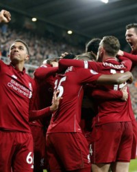  纽卡斯尔绝杀热刺挺进欧冠区  