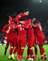  法兰克福关键战失利退出冠军争夺  