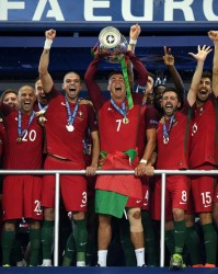  阿德耶米长途奔袭入选周最佳进球