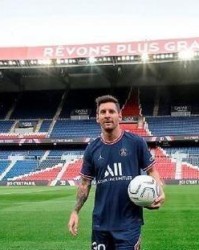  斯特拉斯堡主场爆冷，击败领头羊巴黎圣日耳曼  