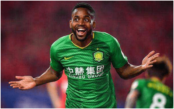  法国国脚租借回归老东家救主  